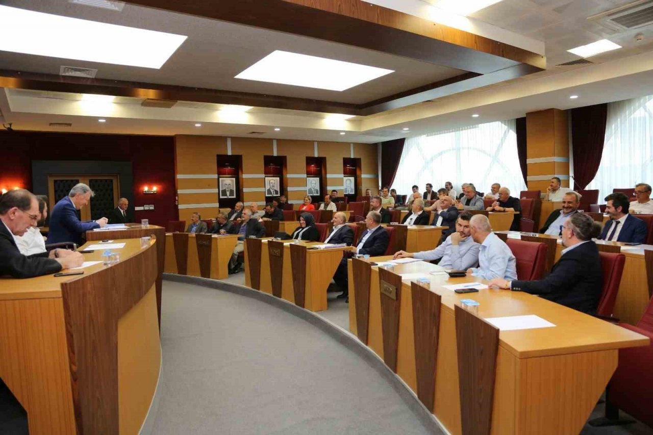 Serdivan Belediyesi Haziran ayı olağan meclisi toplandı