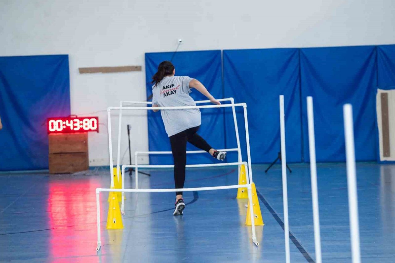 Başkan Akay: “Gençliğe destek olmak bizleri mutlu ediyor ”