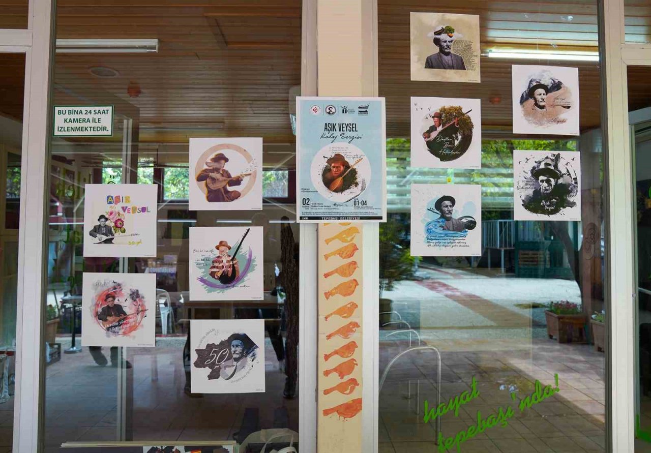 Aşık Veysel kolaj sergisi ziyaretçilerini bekliyor
