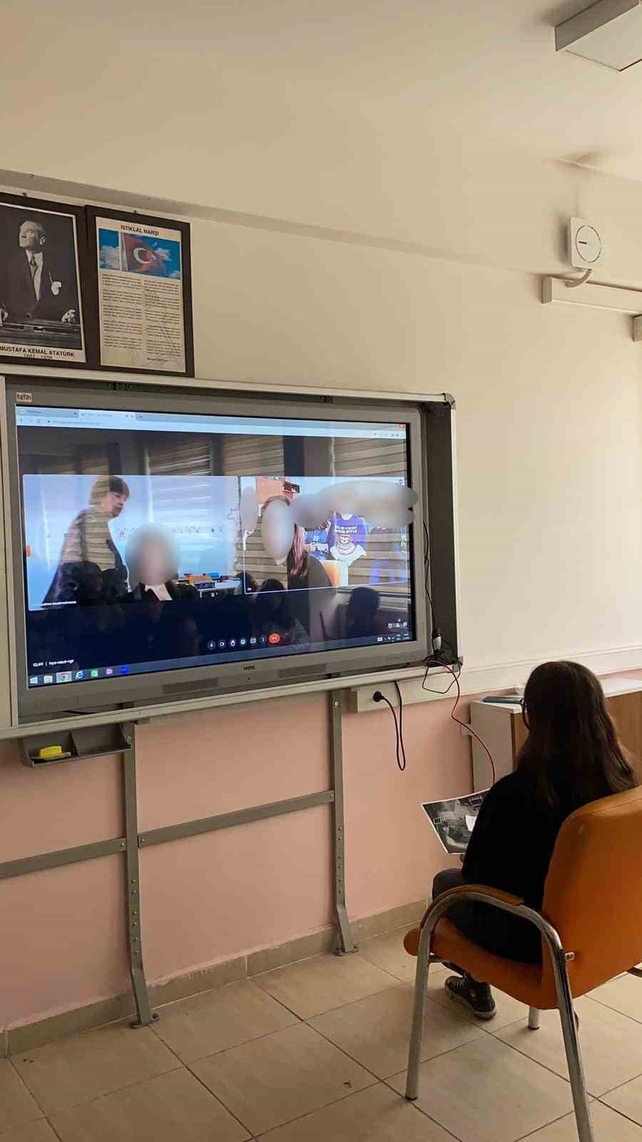 Türk ve İtalyan öğrenciler aynı projede buluştu