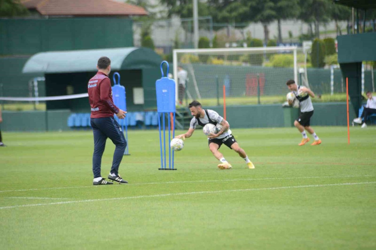 Trabzonspor, Corendon Alanyaspor maçının hazırlıklarını sürdürdü