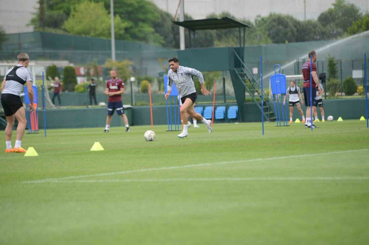 Trabzonspor, Corendon Alanyaspor maçının hazırlıklarını sürdürdü