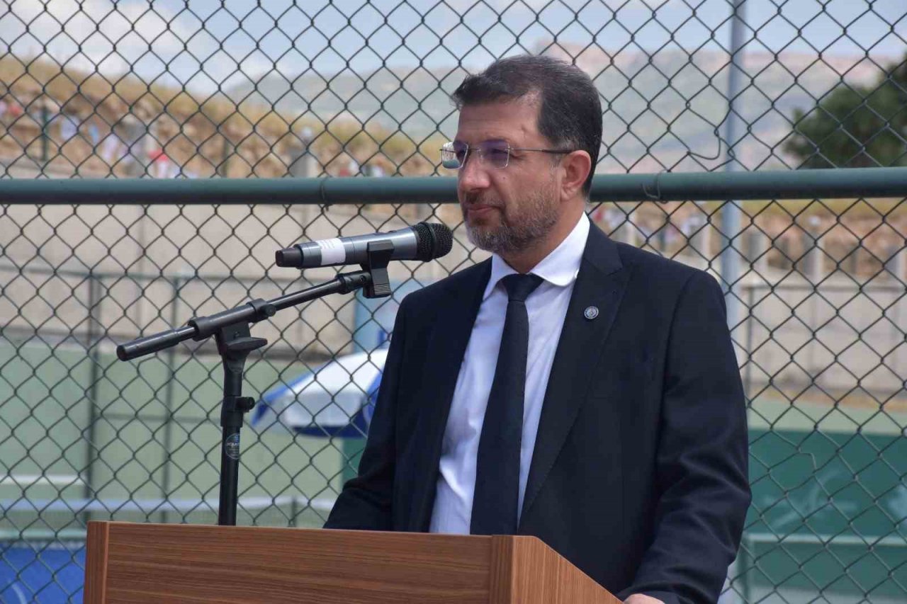 Şırnak’ta üniversiteler arası Tenis Bölge Şampiyonası başladı