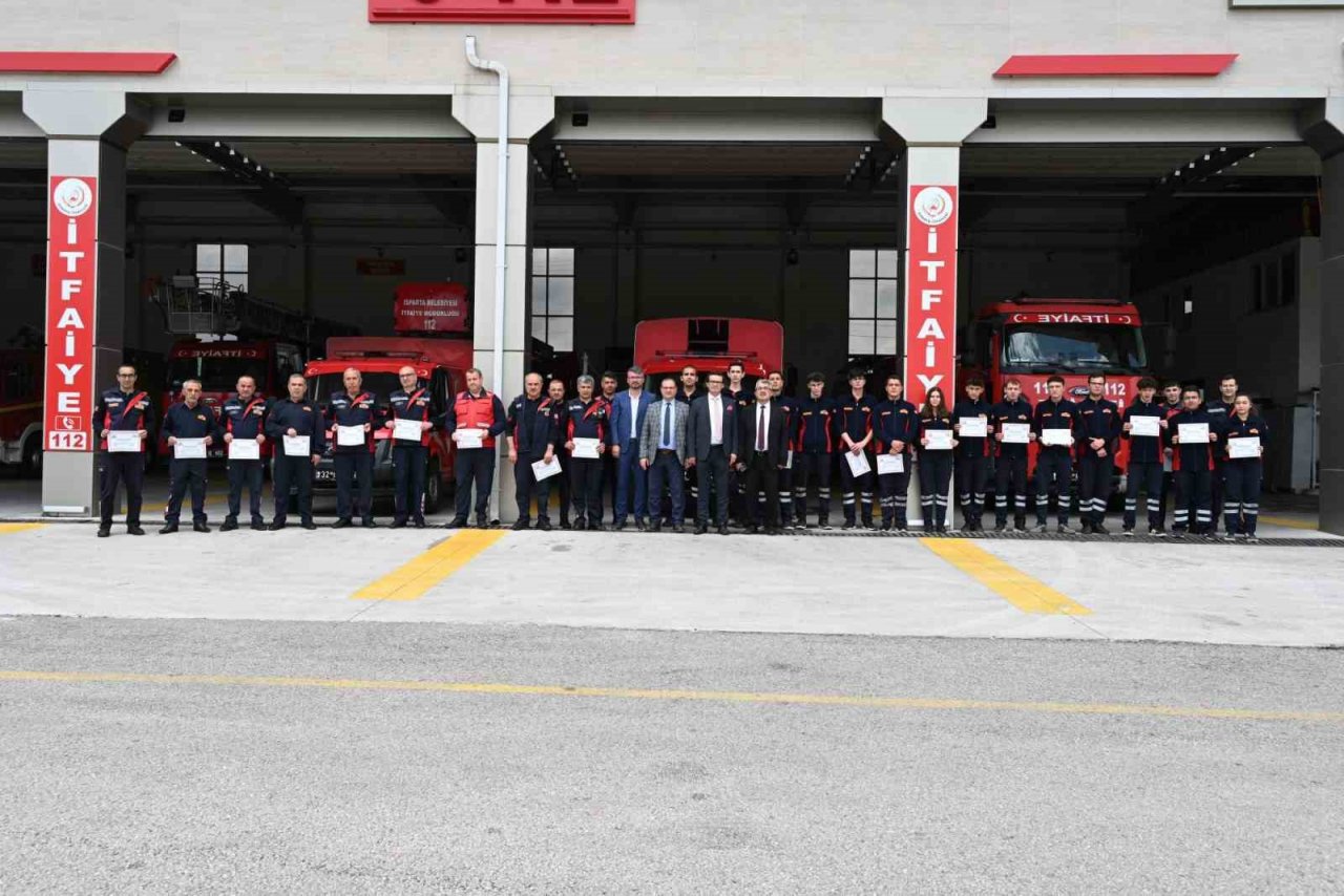 Zorlu eğitimleri tamamlayarak mesleğe hazır hale geldiler