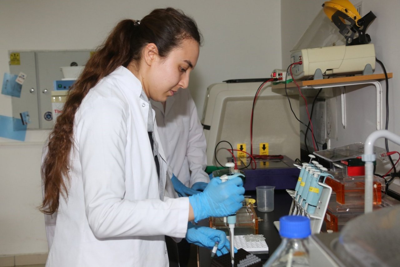 Akdeniz Üniversitesi’nden, lisans öğrencilerine yönelik projeye destek