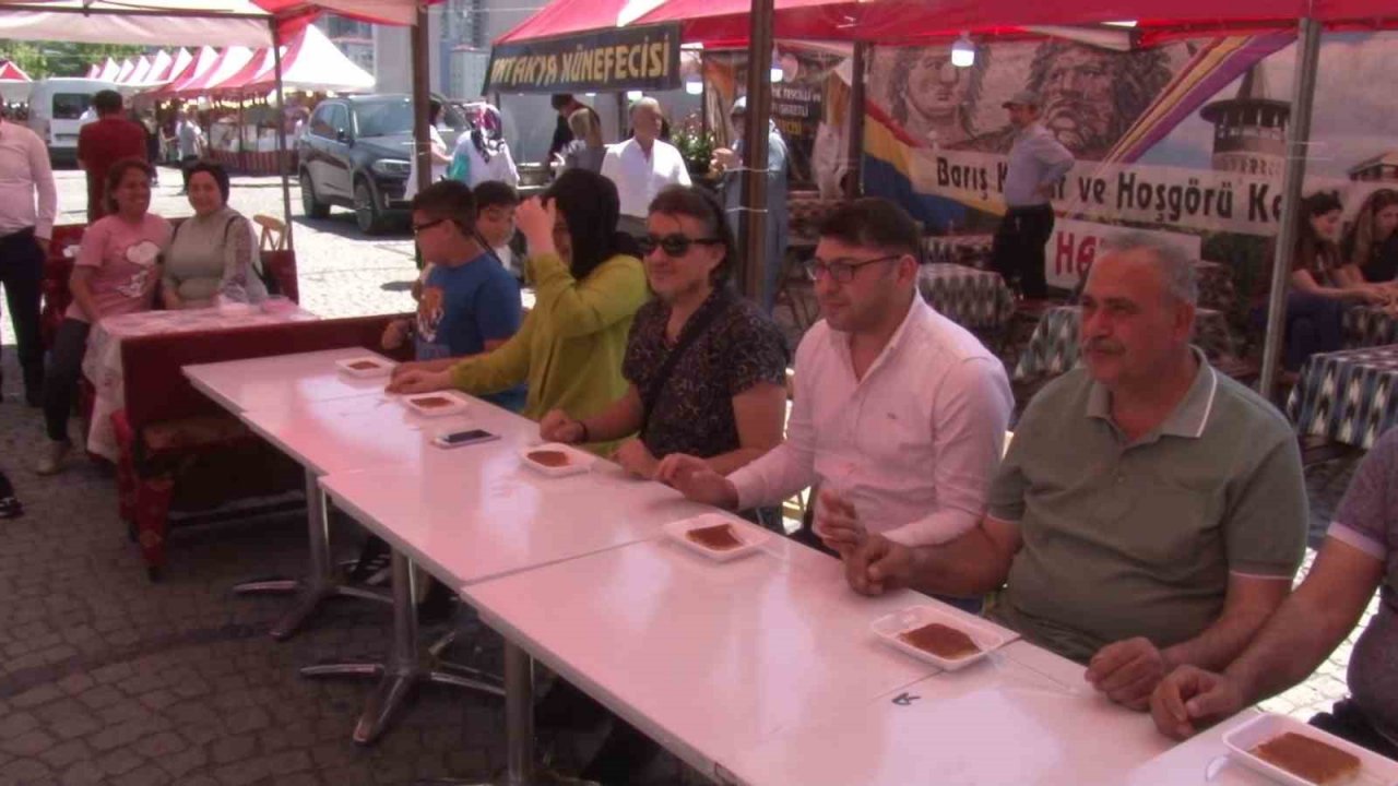 Ataşehir’de künefe yeme yarışmasını Taylandlı depremzede kazandı