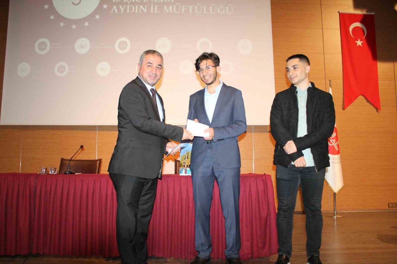 Aydın’da ’En Güvenliği Sığınağımız; Aile’ Semineri düzenlendi