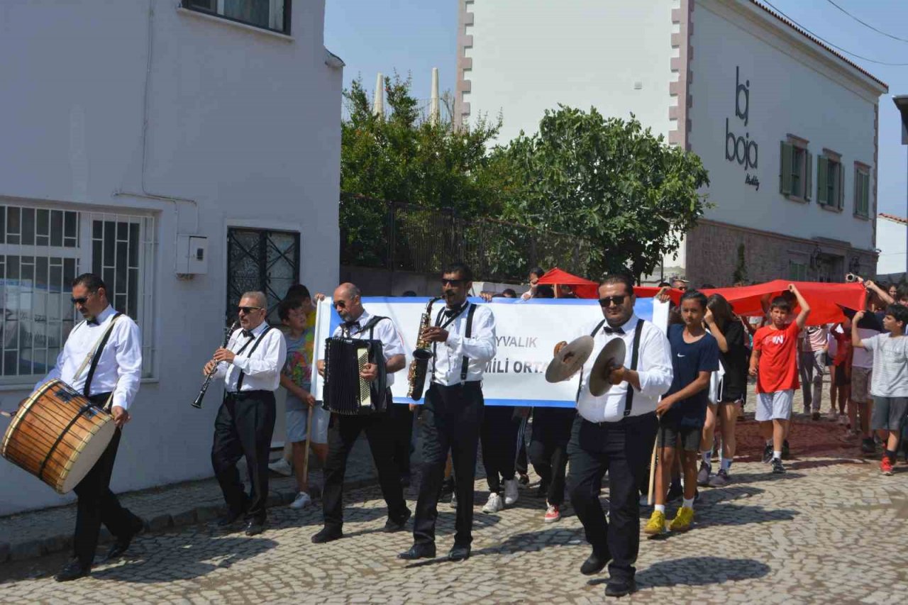 Ayvalık’ta 6. Teferic Şenlikleri başladı