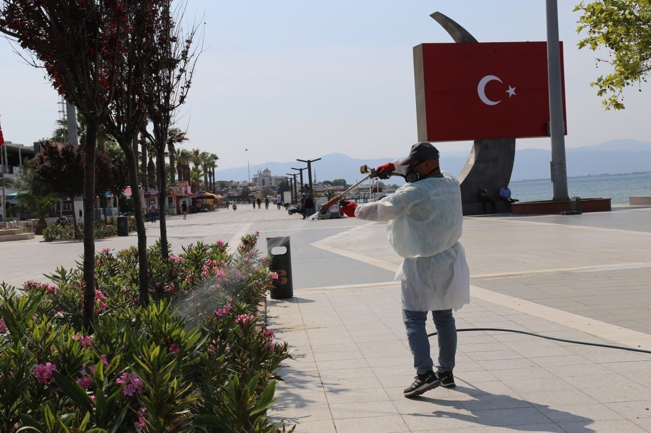 Edremit’te sivrisinek ile mücadeleye hız verildi