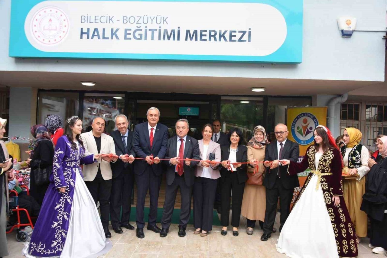 Yaygın Eğitim Haftası etkinlikleri ’Sene Sonu Sergisi’ nin açılışı ile başladı