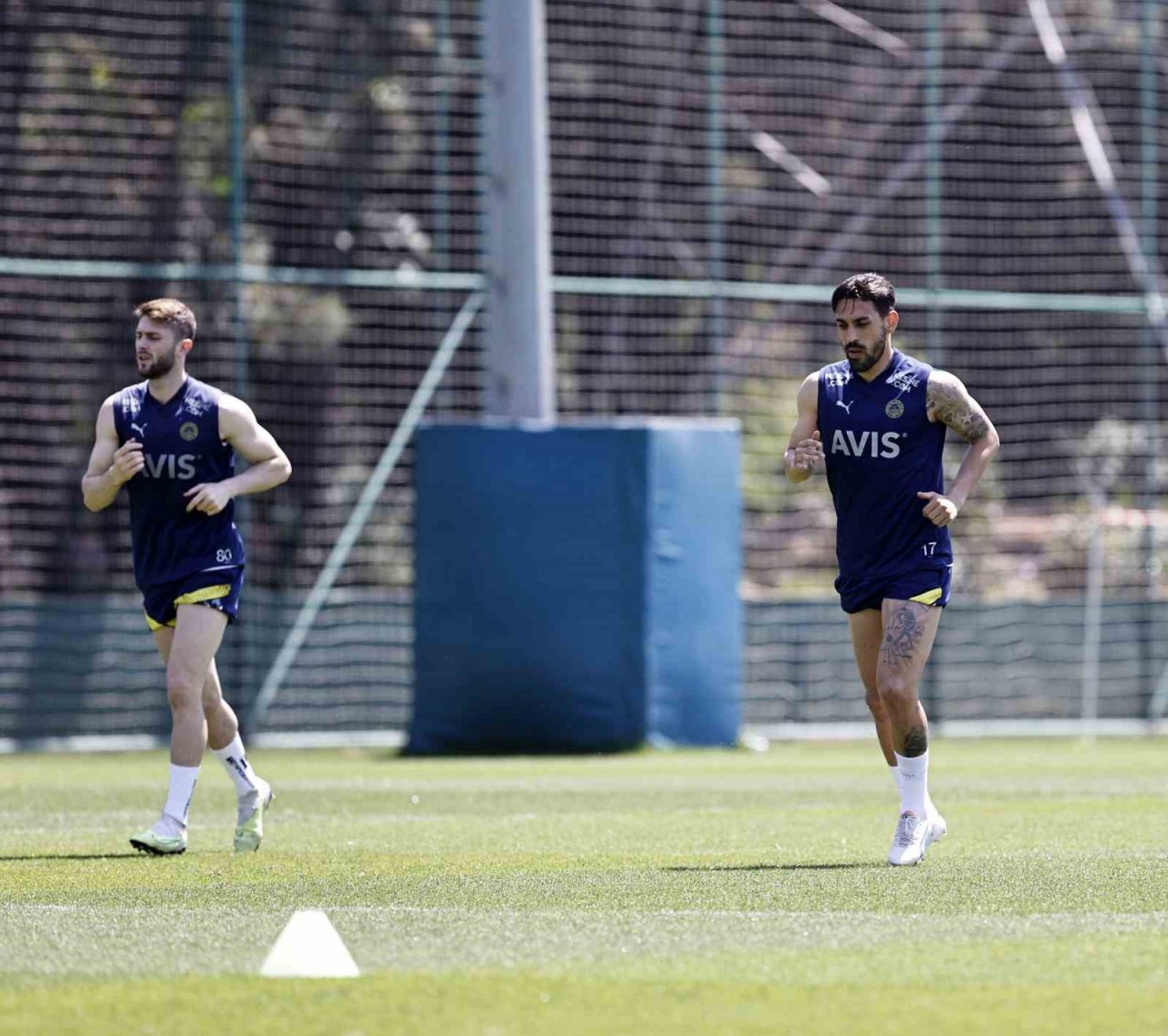 Fenerbahçe’de derbi hazırlıkları devam ediyor