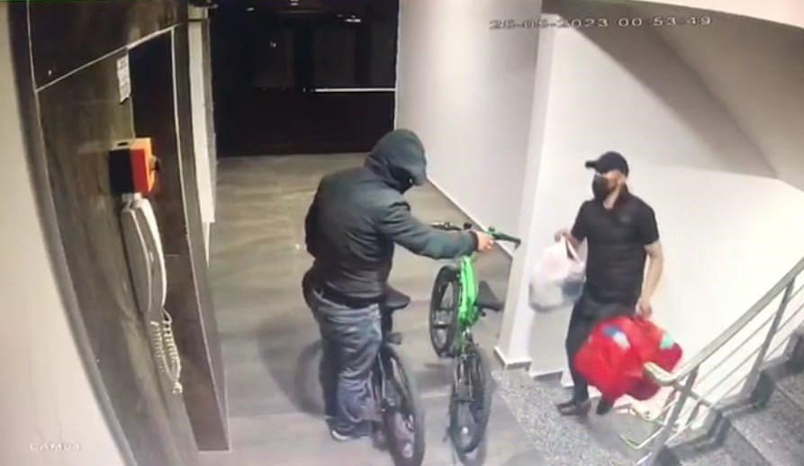 Iğdır’da iki ayrı adreste bisiklet ve ayakkabı hırsızlığı