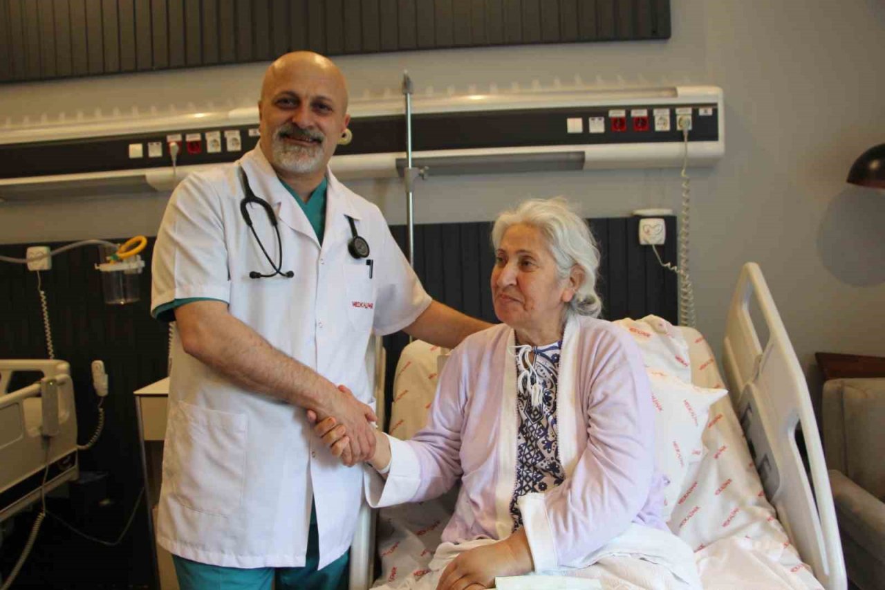 Almanya’da "Ameliyat yapamayız" dediler, Trabzon’da sağlığına kavuştu