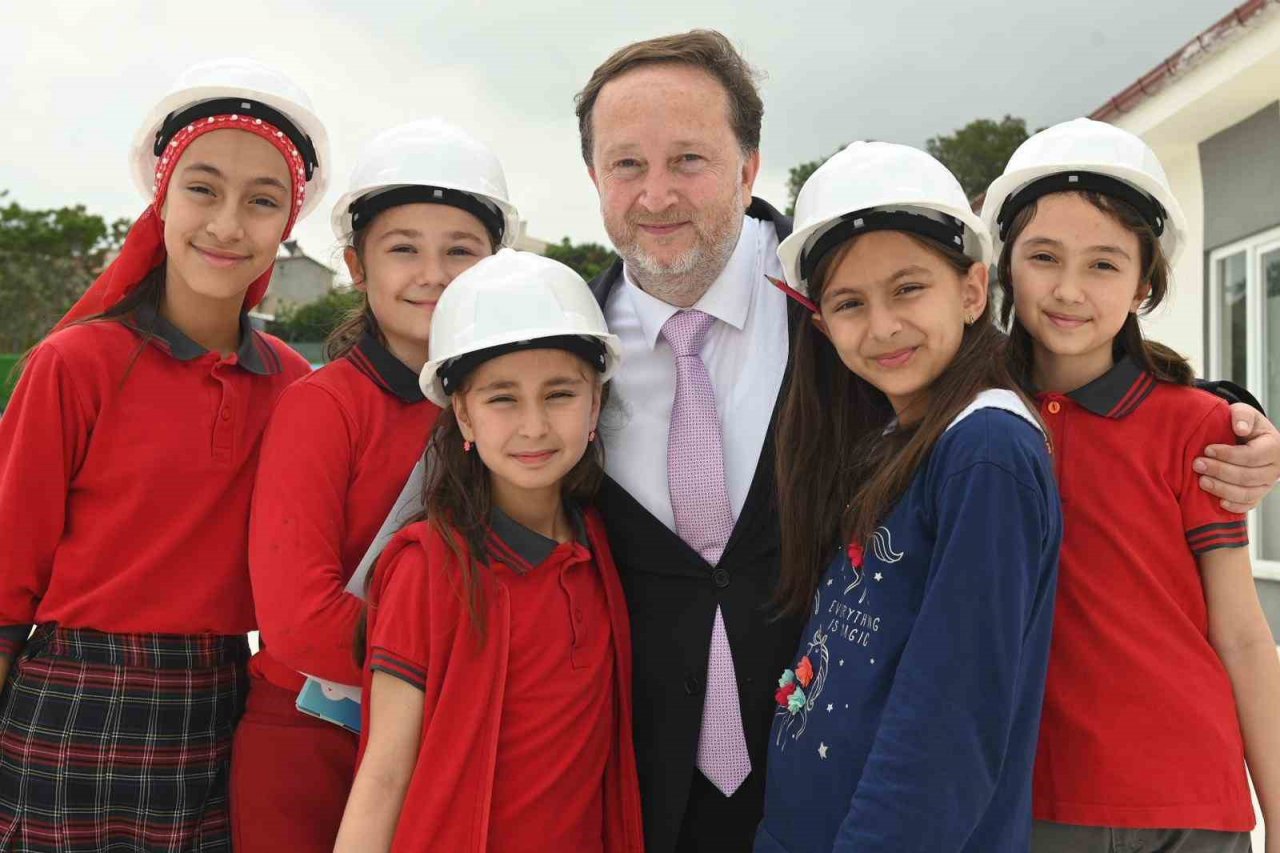 Karesi Atık Getirme Merkezi öğrencileri ağırladı