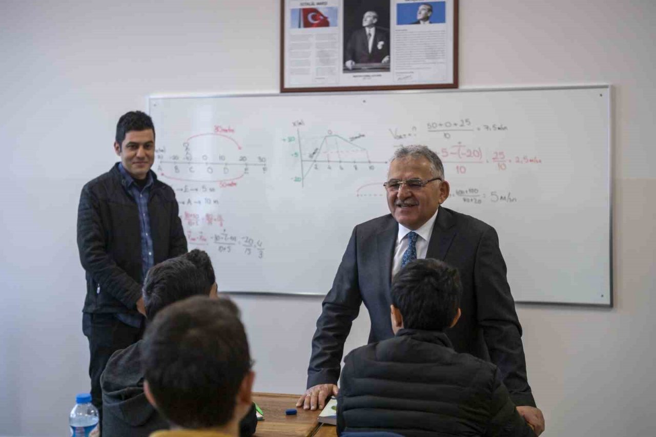 Başkan Büyükkılıç: "LGS’de ter dökecek öğrencilerimize başarılar diliyorum"