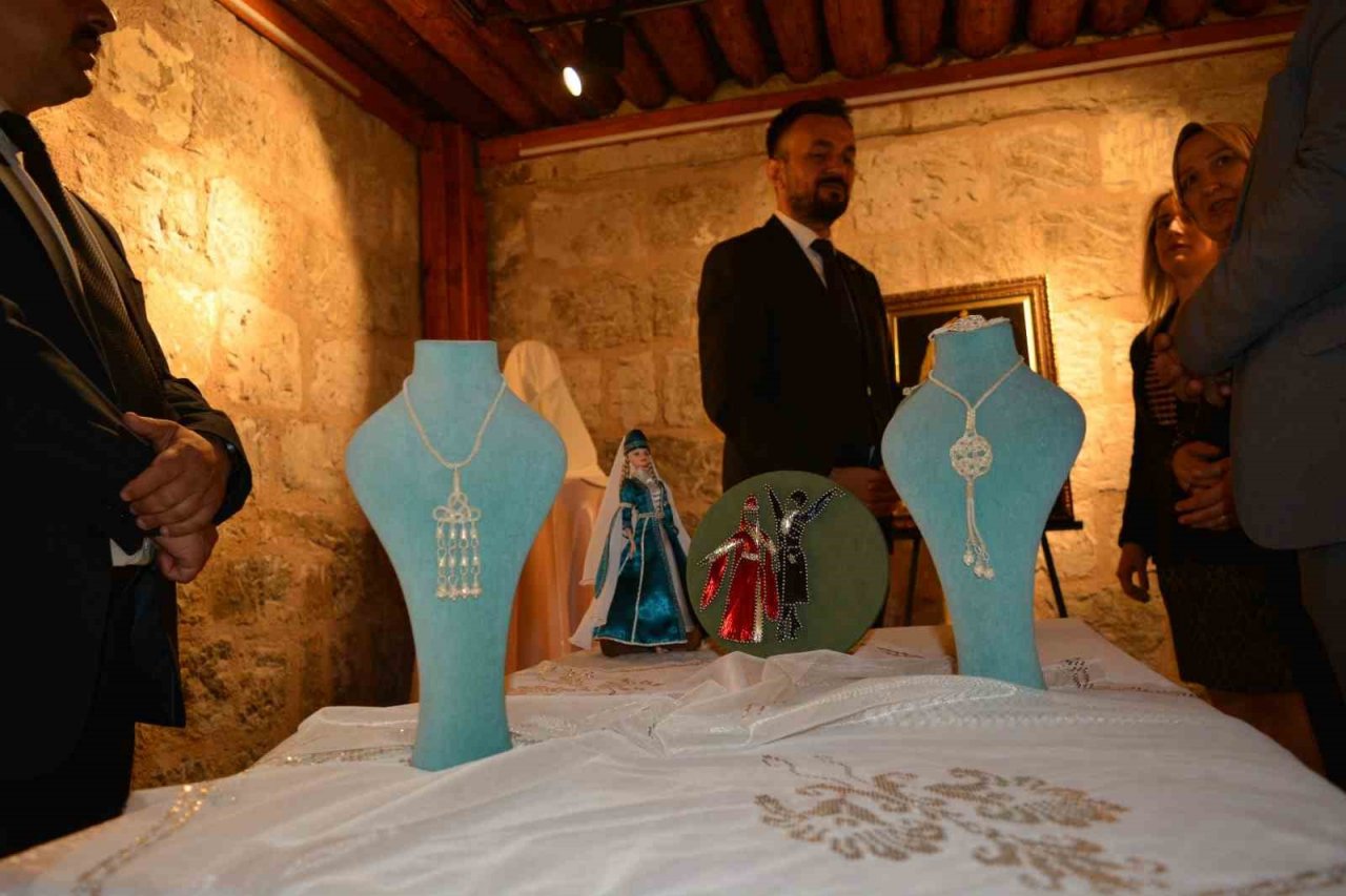 Bu sergide ‘Çerkes’ kültürünün görkemli izleri sergileniyor