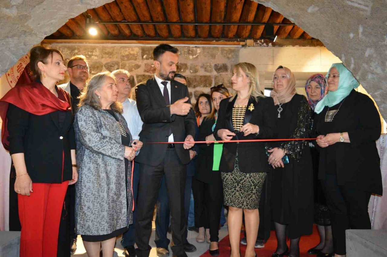 Bu sergide ‘Çerkes’ kültürünün görkemli izleri sergileniyor