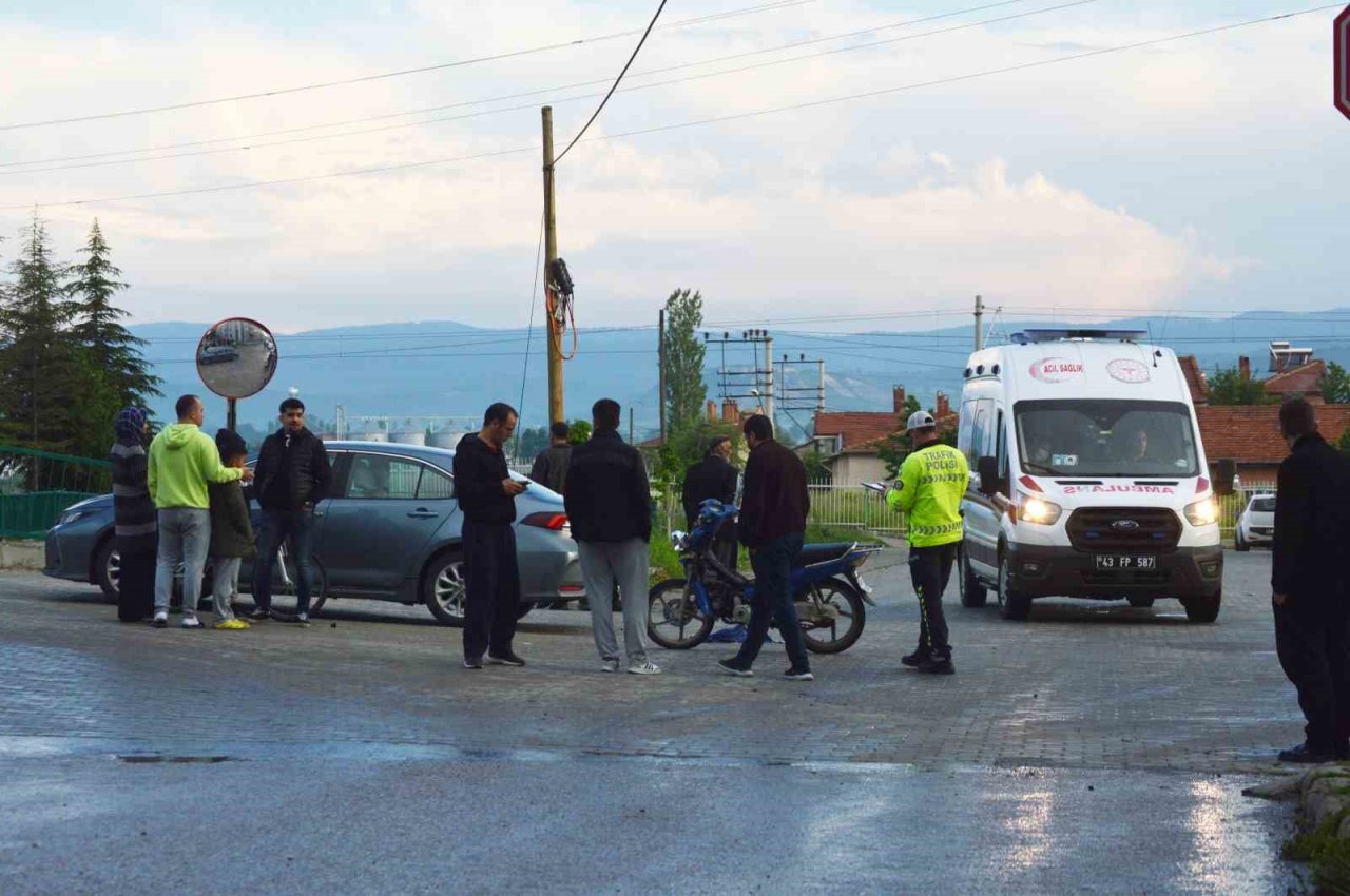 Tavşanlı’da otomobil ile motosiklet çarpıştı: 1 yaralı