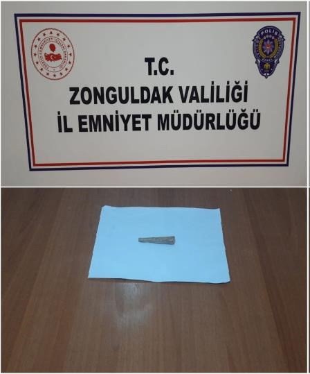 Polis uygulamasında uyuşturucu ele geçirildi, 4 kişi yakalandı