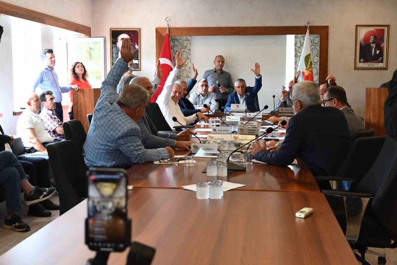 Kemer Belediyesi Haziran ayı meclis toplantısı yapıldı