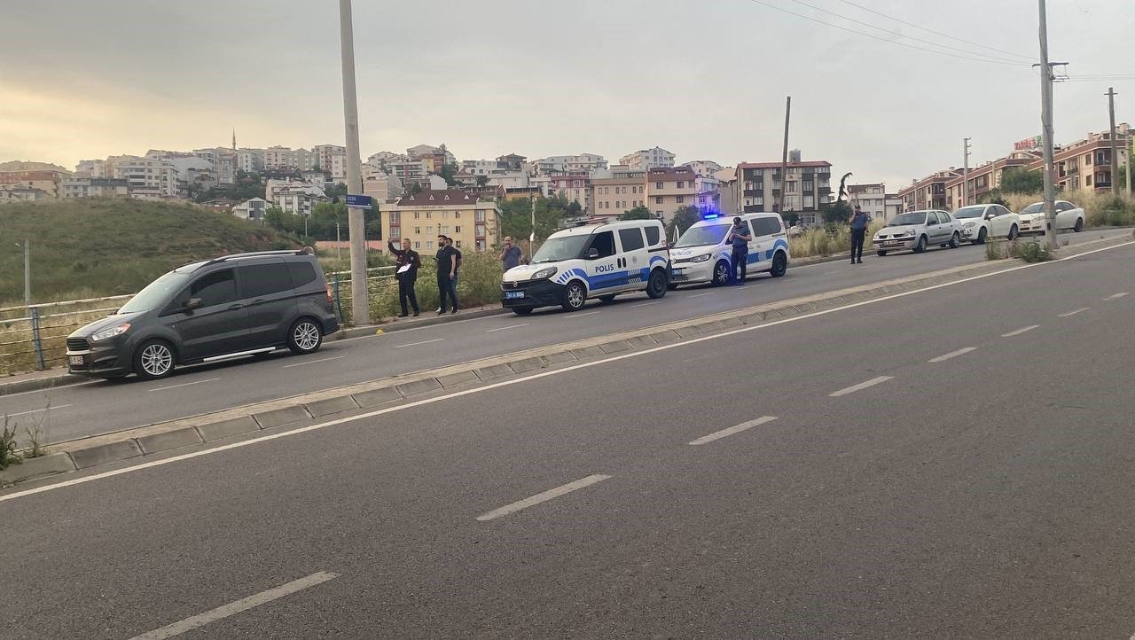 Aracıyla seyir halindeyken hayatının şokunu yaşadı