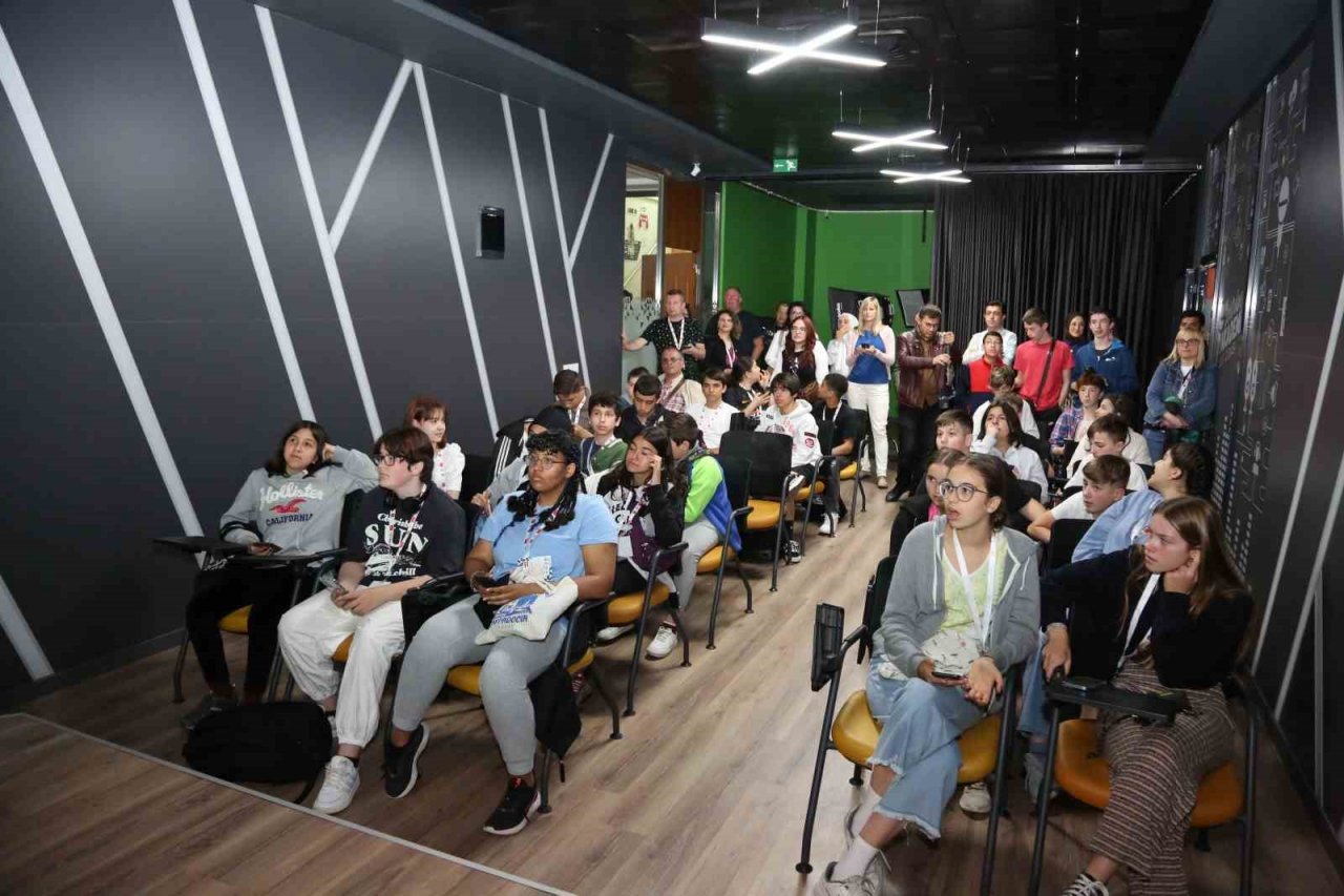 Yabancı öğrenci ve öğretmenler MEGA’ya ve Meram’a hayran kaldı