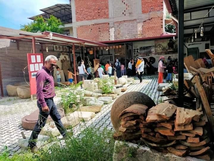 Sarıgöllü minik öğrenciler Etnografya müzesini ziyaret etti