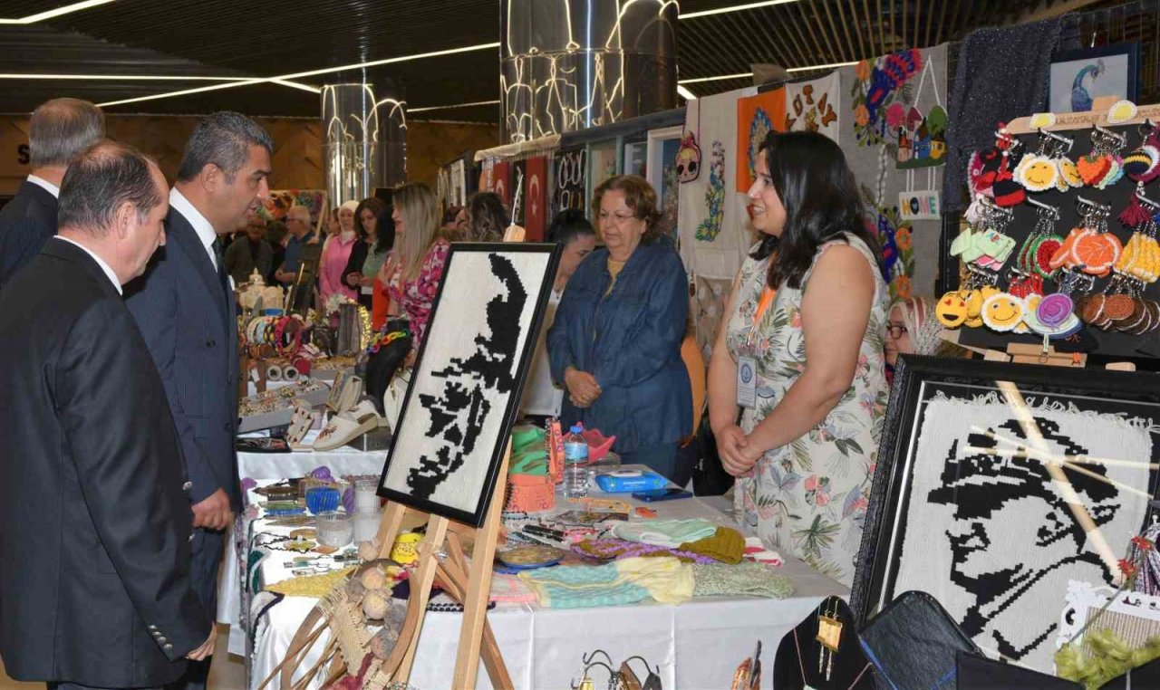 Öğrenmenin yaşı olmadığını kanıtlayan kursiyerler hünerlerini sergiledi