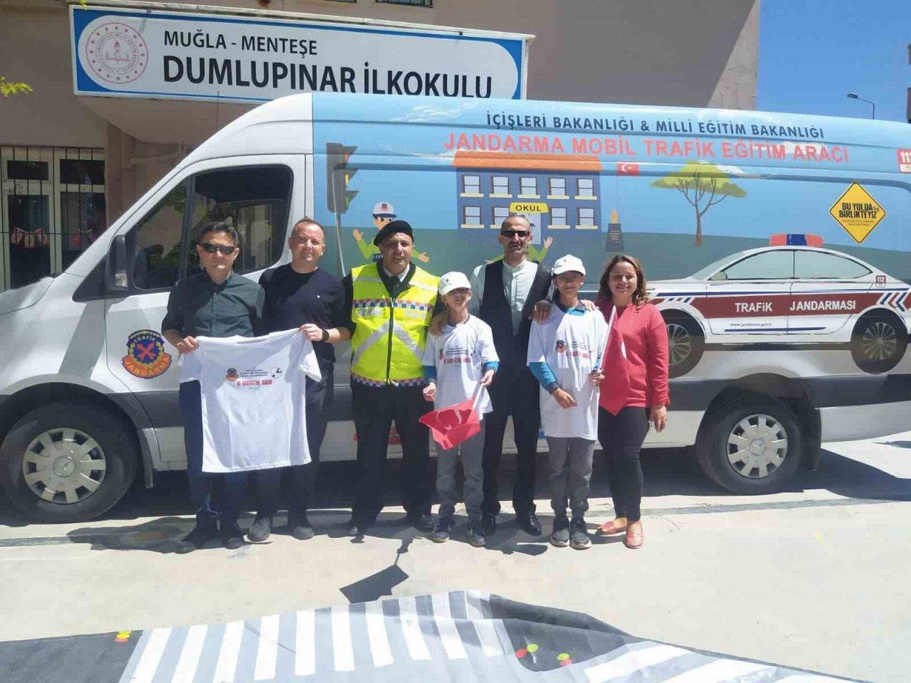 Jandarmadan öğrencilere trafik eğitimi