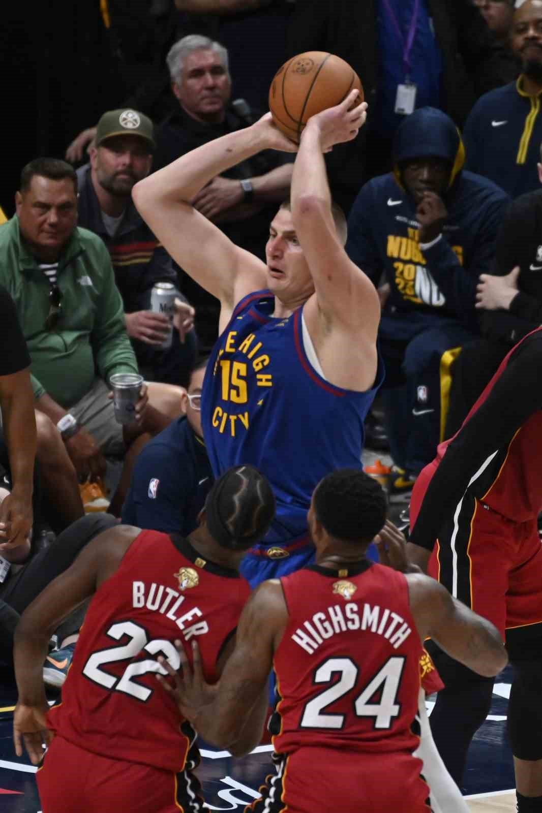 Denver Nuggets, NBA finalinde ilk maçı kazandı