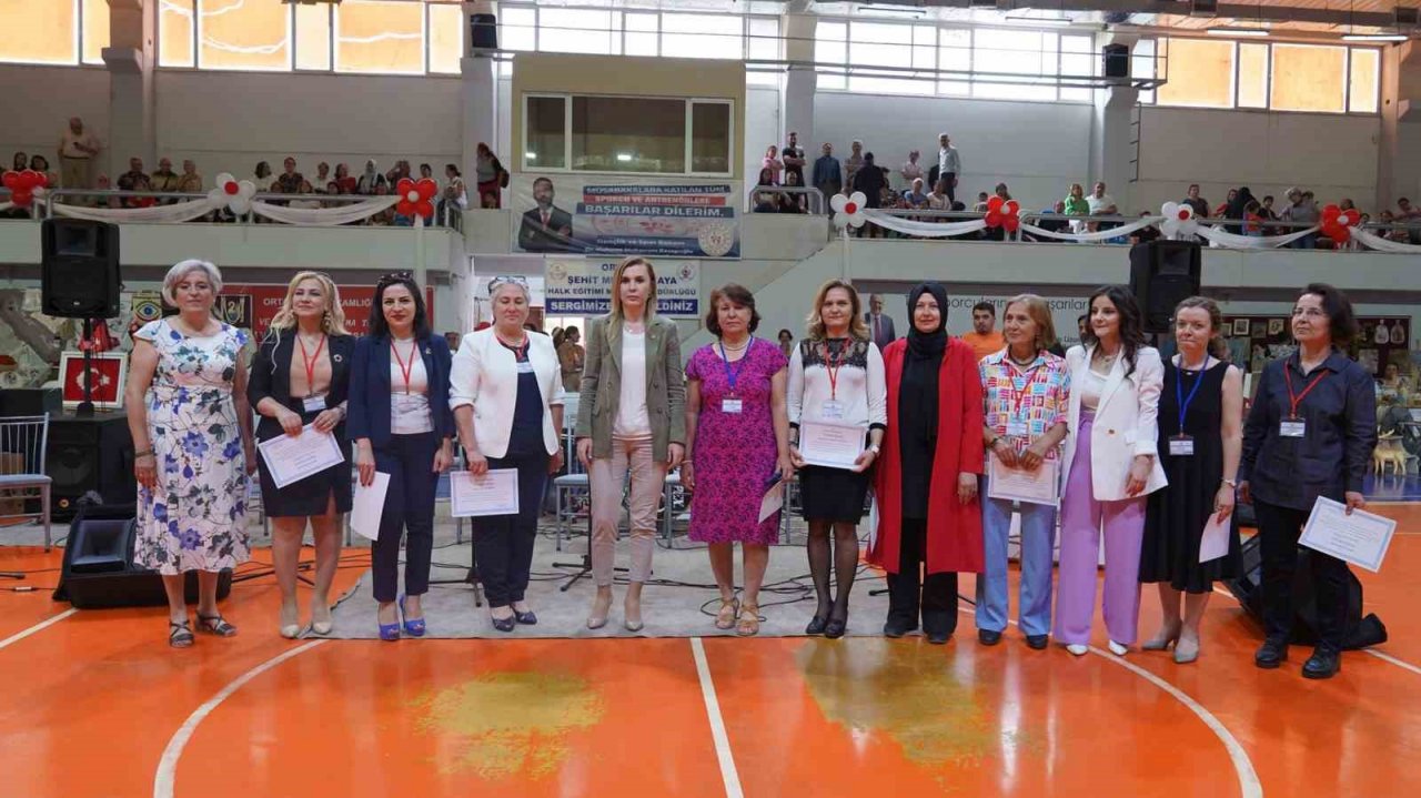 Ortaca’da kursiyerlerin yılsonu sergisi