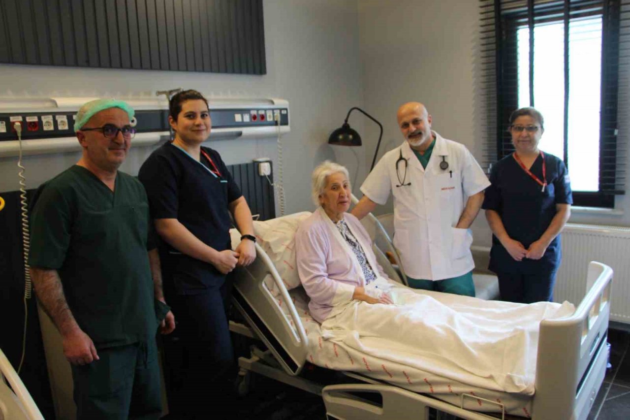 Almanya’da "Ameliyat yapamayız" dediler, Trabzon’da sağlığına kavuştu