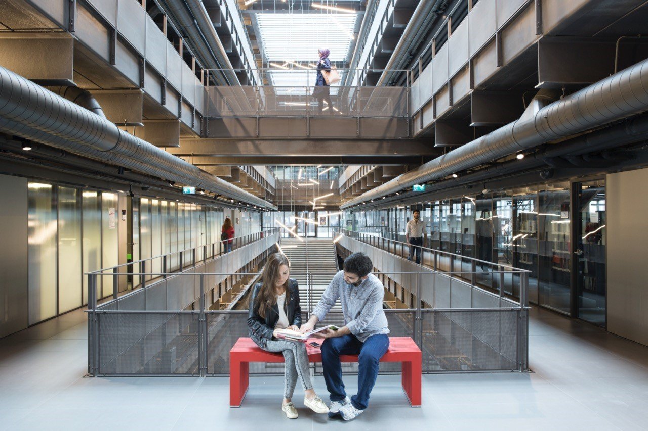 AGÜ, dünya üniversiteleri arasında ilk 200’de