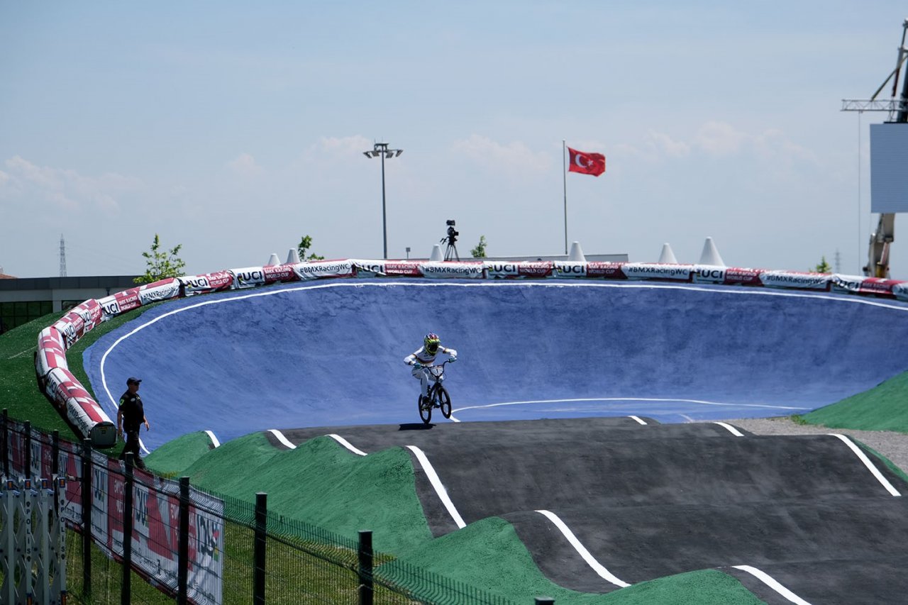 BMX Dünya Kupası sporculardan Sakarya’ya övgü dolu sözler