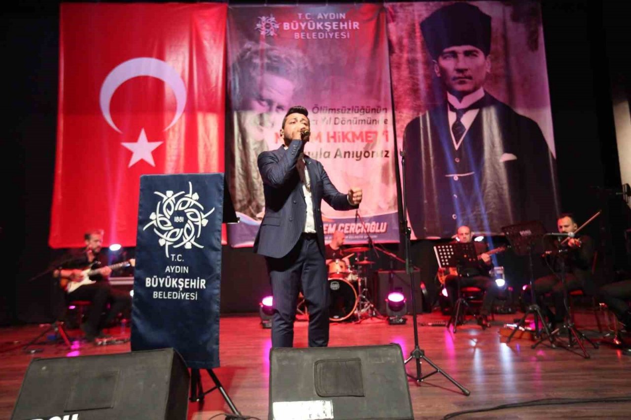 Aydın Büyükşehir Belediyesi Nazım Hikmet’i andı
