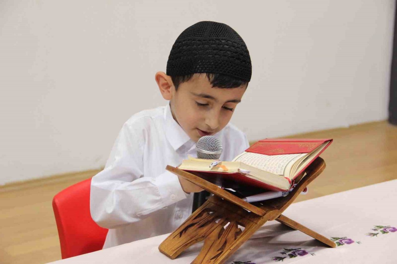 Solhan’da Kur’an kursu öğrencileri için mezuniyet töreni yapıldı