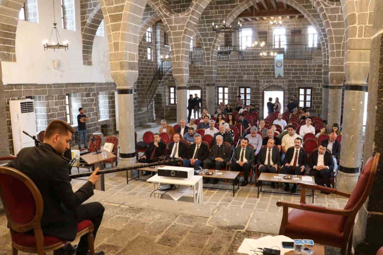 DÜ’de ’Osmanlı’da Ermeniler, bilim, kültür ve sanat’ temalı panel gerçekleştirildi