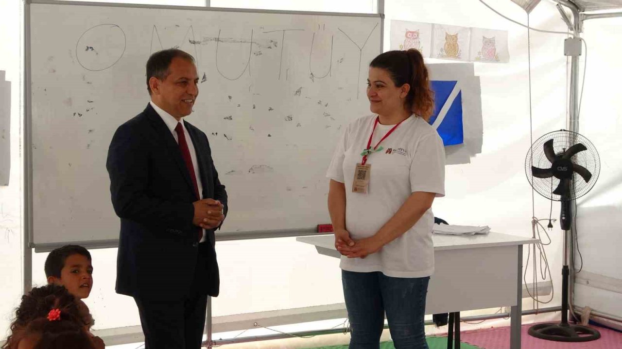 Mevsimlik tarım işçilerinin çocukları köy yaşam merkezlerinde eğitim alıyor