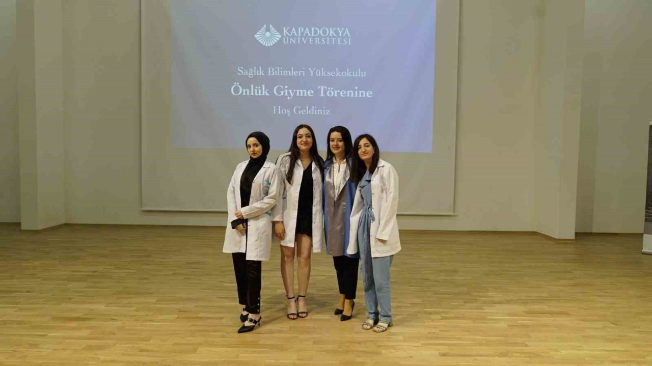 KÜN’lü öğrencilerin beyaz önlük heyecanı