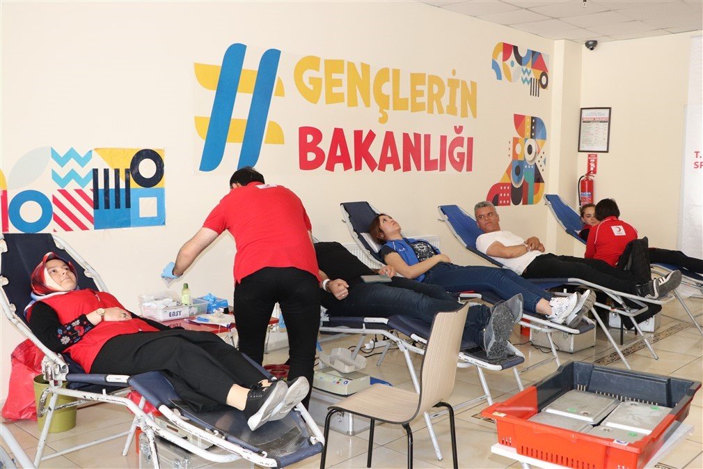 Karaman GSİM’den “İyi ki varsın kan dostum” kampanyasına destek