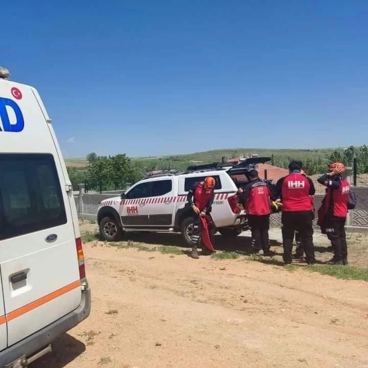 Ot toplamak isteyen yaşlı kadın kayboldu