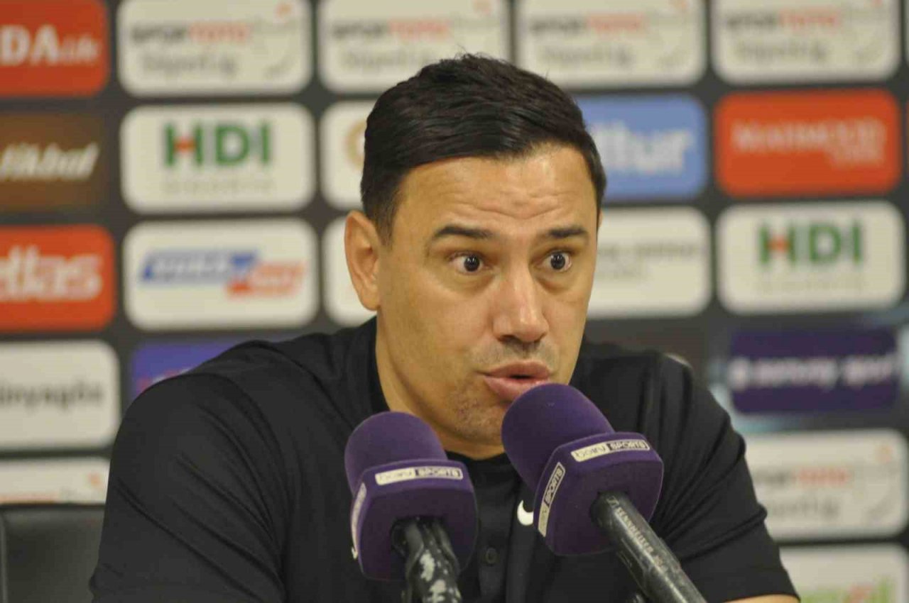 Çağdaş Atan: "Gemiyi sağ salim karaya yanaştırdık"