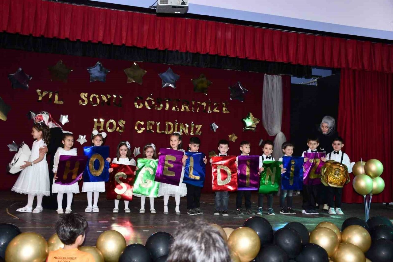 Köşklü miniklerden mezuniyet şöleni