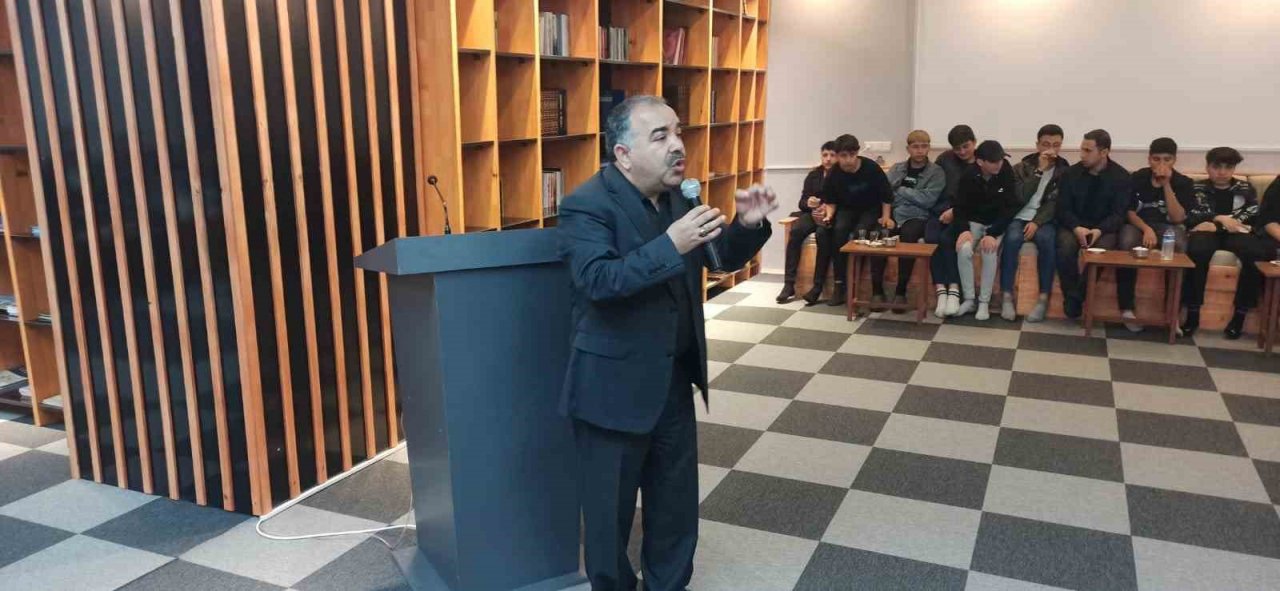 Bulanık’ta Diyanet Gençlik Merkezi hizmete başladı