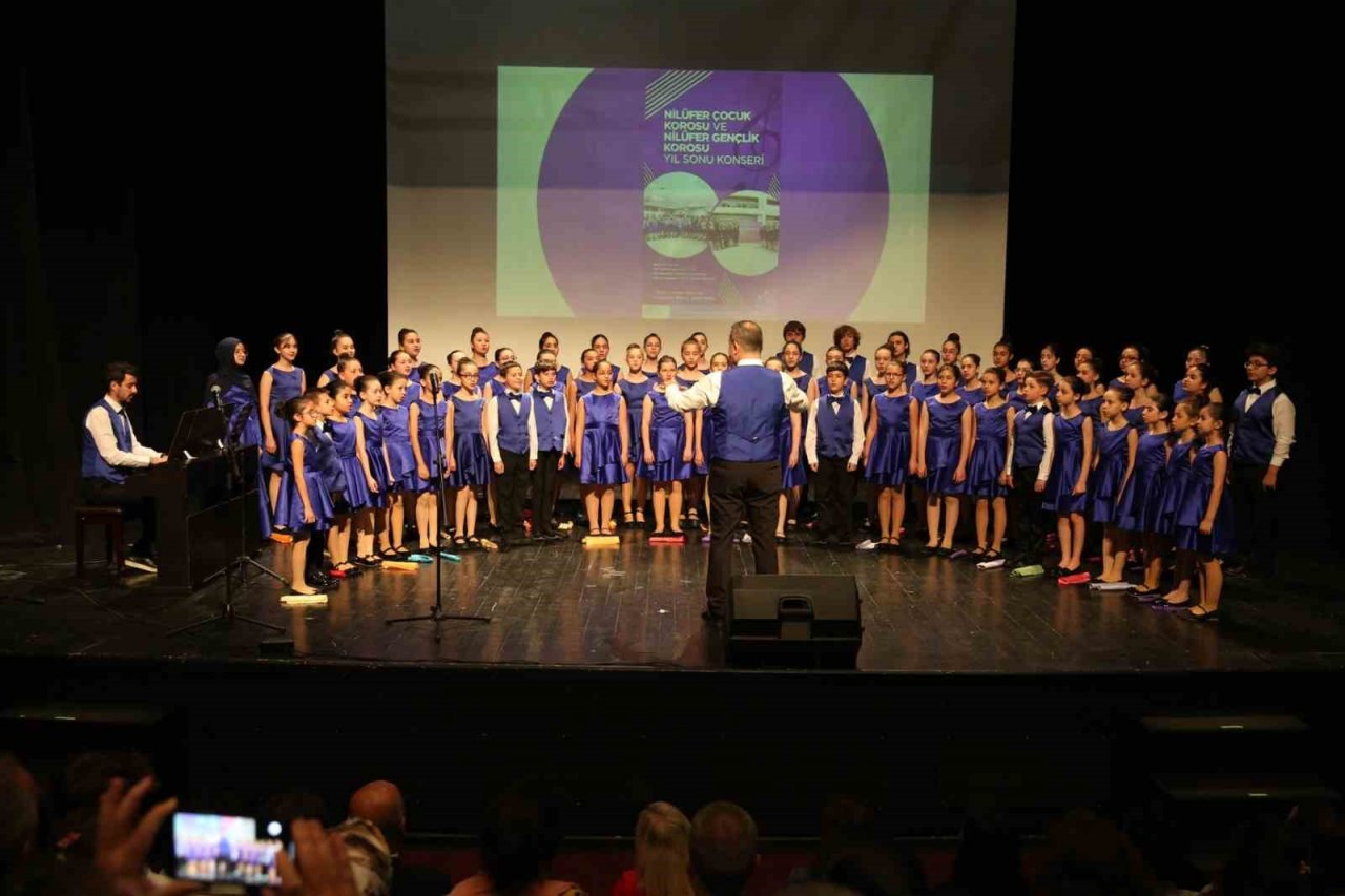 Nilüfer’de çocuk ve gençlik koroları performanslarıyla alkış aldı