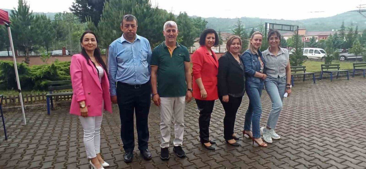 Anadolu Lisesi’nden dayanışma etkinliği