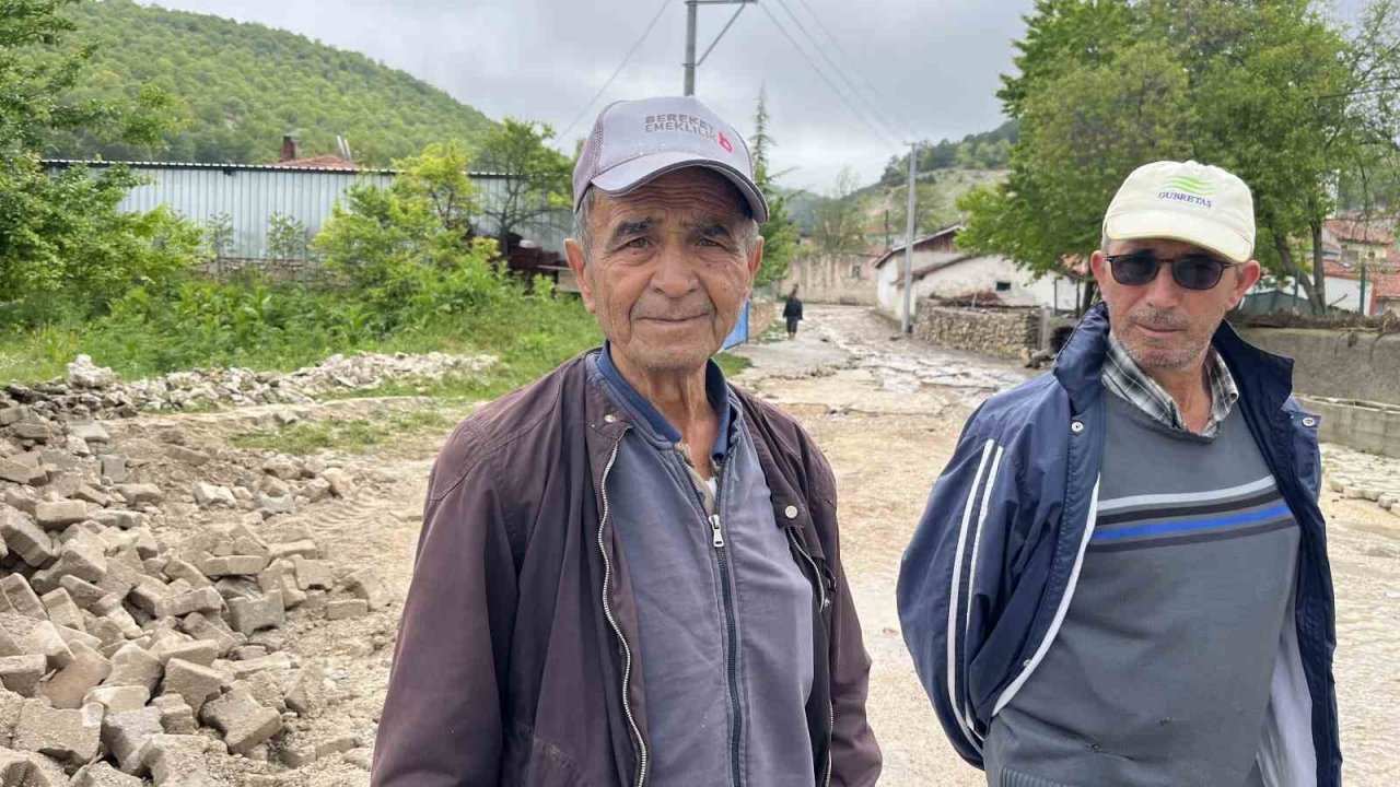 Selin vurduğun Seyitgazi’de yaralar sarılıyor