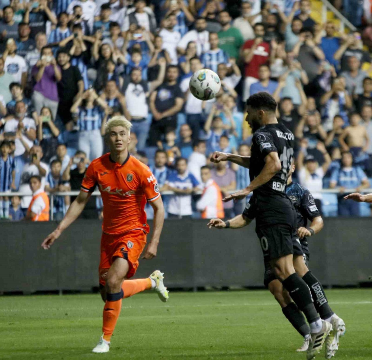 Spor Toto Süper Lig: Adana Demirspor: 2 - Başakşehir: 3 (Maç sonucu)