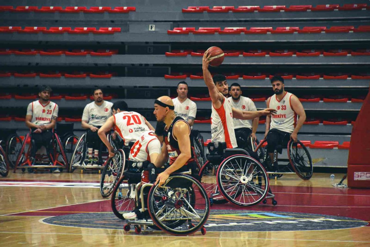 Japonya’yı yenen Türkiye adını finale yazdırdı