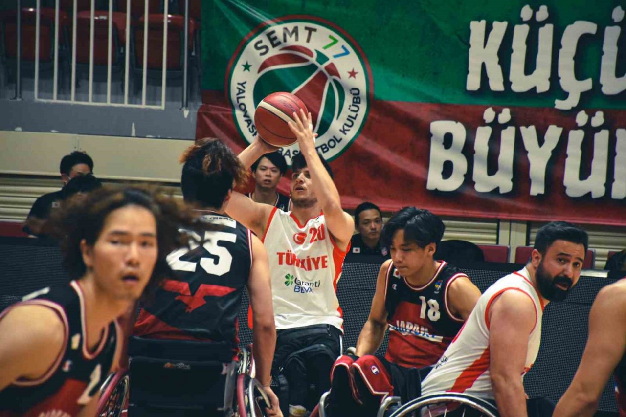 Japonya’yı yenen Türkiye adını finale yazdırdı